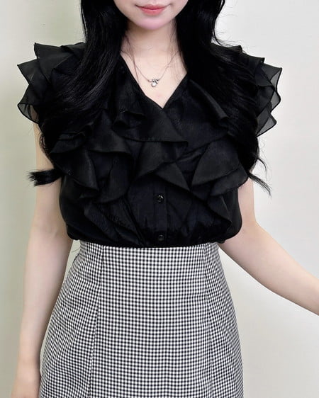 フリルシアーノースリーブブラウス