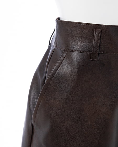 INGNI（イング） フェイクレザーショートパンツ／A ﾌﾞﾗｳﾝ