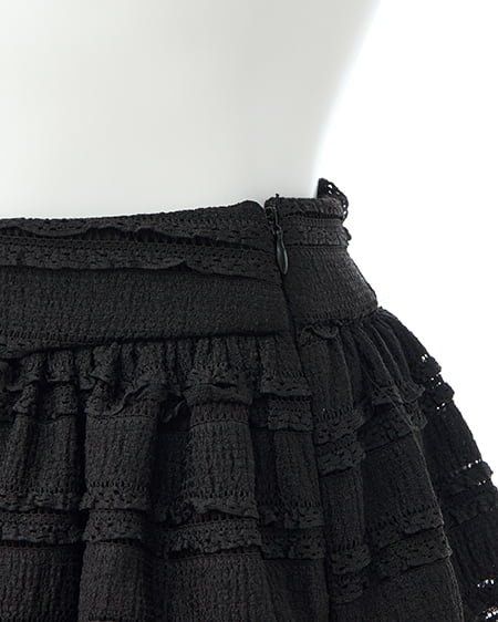 INGNI（イング） レースフリルショートパンツ ｸﾛ