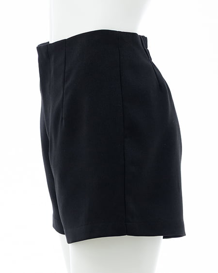 INGNI（イング） タイトショートパンツ ｸﾛ