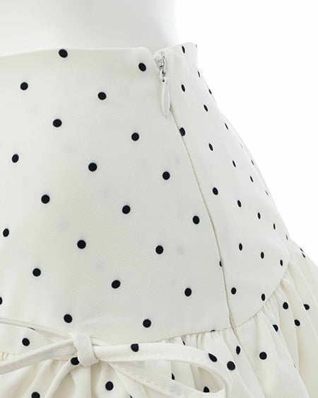 INGNI（イング） 裾レースレイヤーフリルミニスカパン ｵﾌ/ﾄﾞｯﾄ