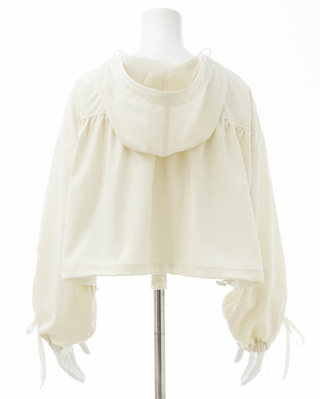 INGNI（イング） 袖レースアップクロップド丈マウンテンパーカー ｱｲﾎﾞﾘｰ