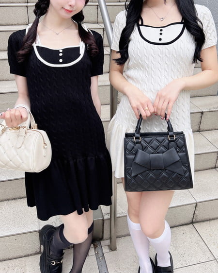 配色ケーブル半袖ニットワンピース