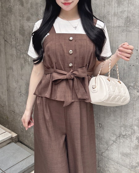 金ボタンビスチェ＋ワイドパンツ／セットアップ