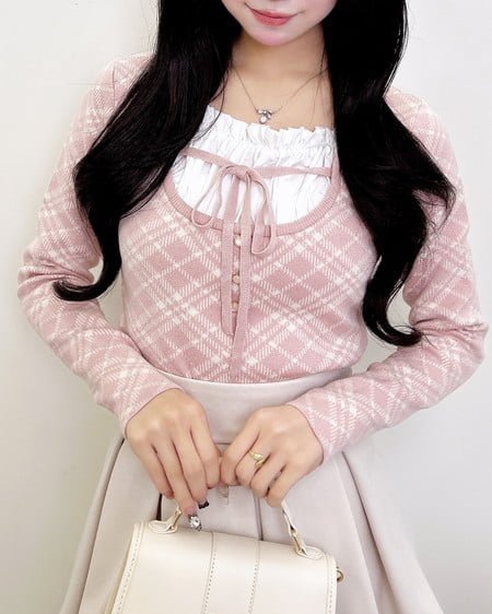 フロントフリルドッキングチェック柄ニット