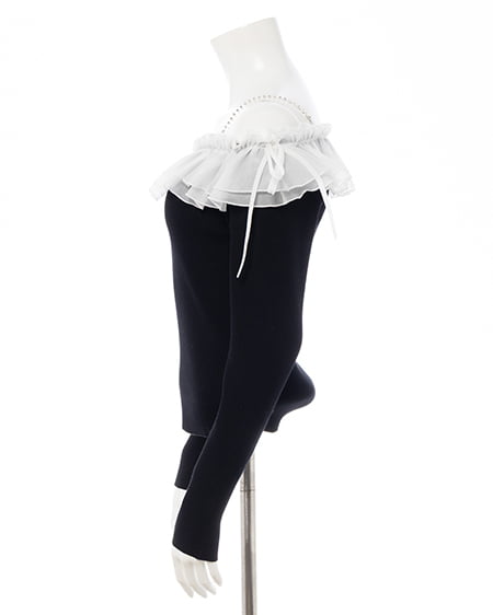 INGNI（イング） ラインストーンチェーンオフショルフリルニット ｸﾛ/ｵﾌﾎﾜｲﾄ