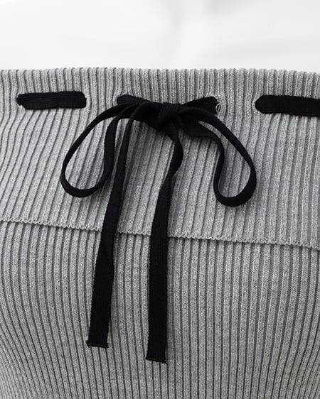 INGNI(イング) リボンオフショルフレアスリーブニット グレー/クロ