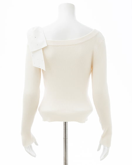 INGNI(イング) ワンショルビジュー付肩リボンニット オフホワイト