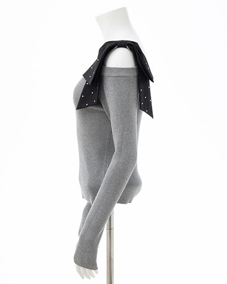 INGNI(イング) ワンショルビジュー付肩リボンニット グレー