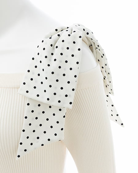 INGNI(イング) ワンショルドット肩リボンニット オフホワイト