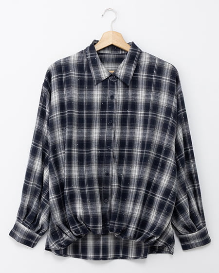 ラインストーン付裾タックチェック柄シャツ
