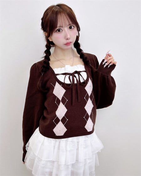 レイヤード風アーガイルニット