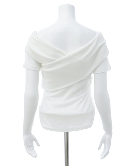 INGNI（イング） クロスオフショルトップス ｵﾌﾎﾜｲﾄ