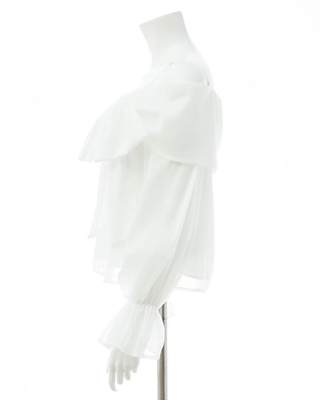 INGNI（イング） シアーオフショルリボンブラウス ｵﾌﾎﾜｲﾄ