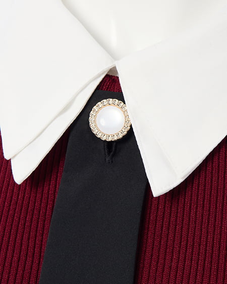 INGNI（イング） 襟付ボウタイニット ﾎﾞﾙﾄﾞｰ