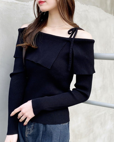 【2/18 2時までの限定価格】【WEB限定】両肩リボンスリットニット