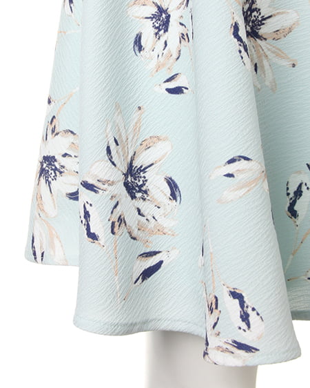 INGNI（イング） シアーチェックx花柄フレアスカート ﾐﾝﾄｸﾞﾘｰﾝ