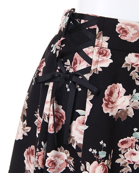 INGNI(イング) バラ柄サイドレースUPスカート クロ