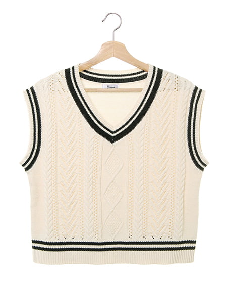 透かし／ケーブルニットベスト