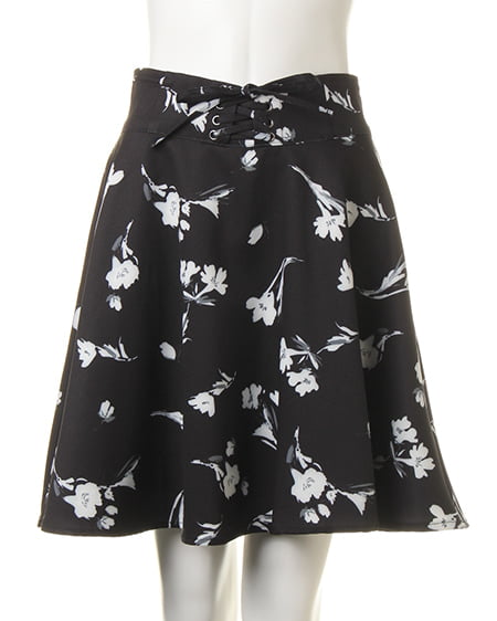 INGNI（イング） ヨークシアーリブTOPS＋レースアップ花柄スカート／SET ﾎﾞﾙﾄﾞｰ