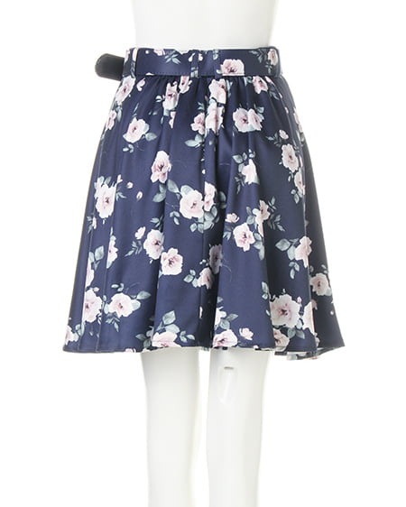 INGNI（イング） 装飾クルーネックニット＋ベルト付花柄スカート／SET ｵﾌﾎﾜｲﾄ