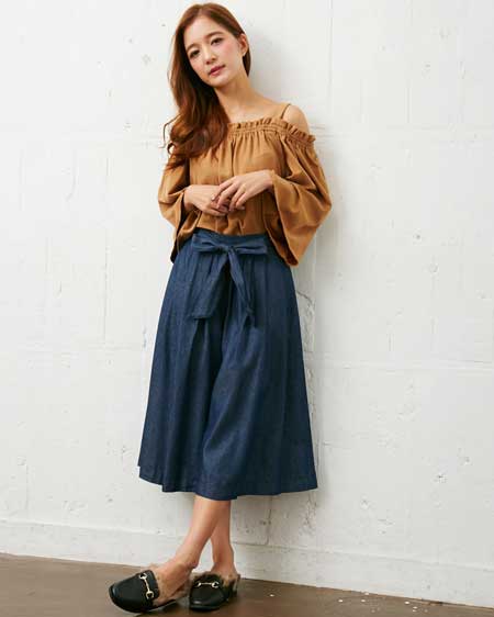 INGNI(イング) ピーチ肩開きオフショル＋サッシュ付スカーチョ／SET キャメル/A