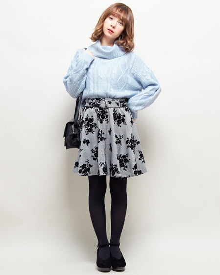 INGNI(イング) ケーブルオフタートル＋フレアスカート／SET サックス/B