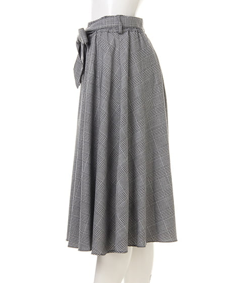 INGNI（イング） 肩レースニット＋チェック柄スカート／SET ｸﾛ