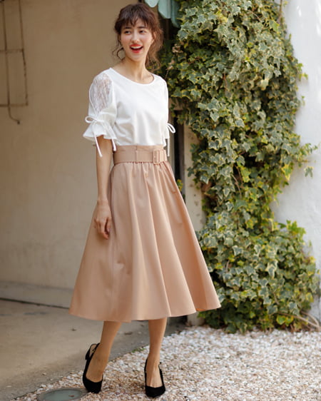 INGNI(イング) 袖割れトップス＋ミディスカート／SET オフホワイト