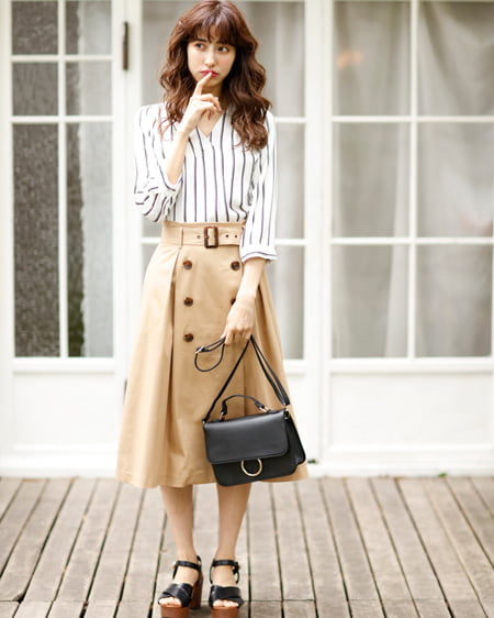 INGNI(イング) Vネックブラウス＋トレンチスカート／SET ｵﾌｸﾛ/ｽﾄﾗｲﾌﾟA