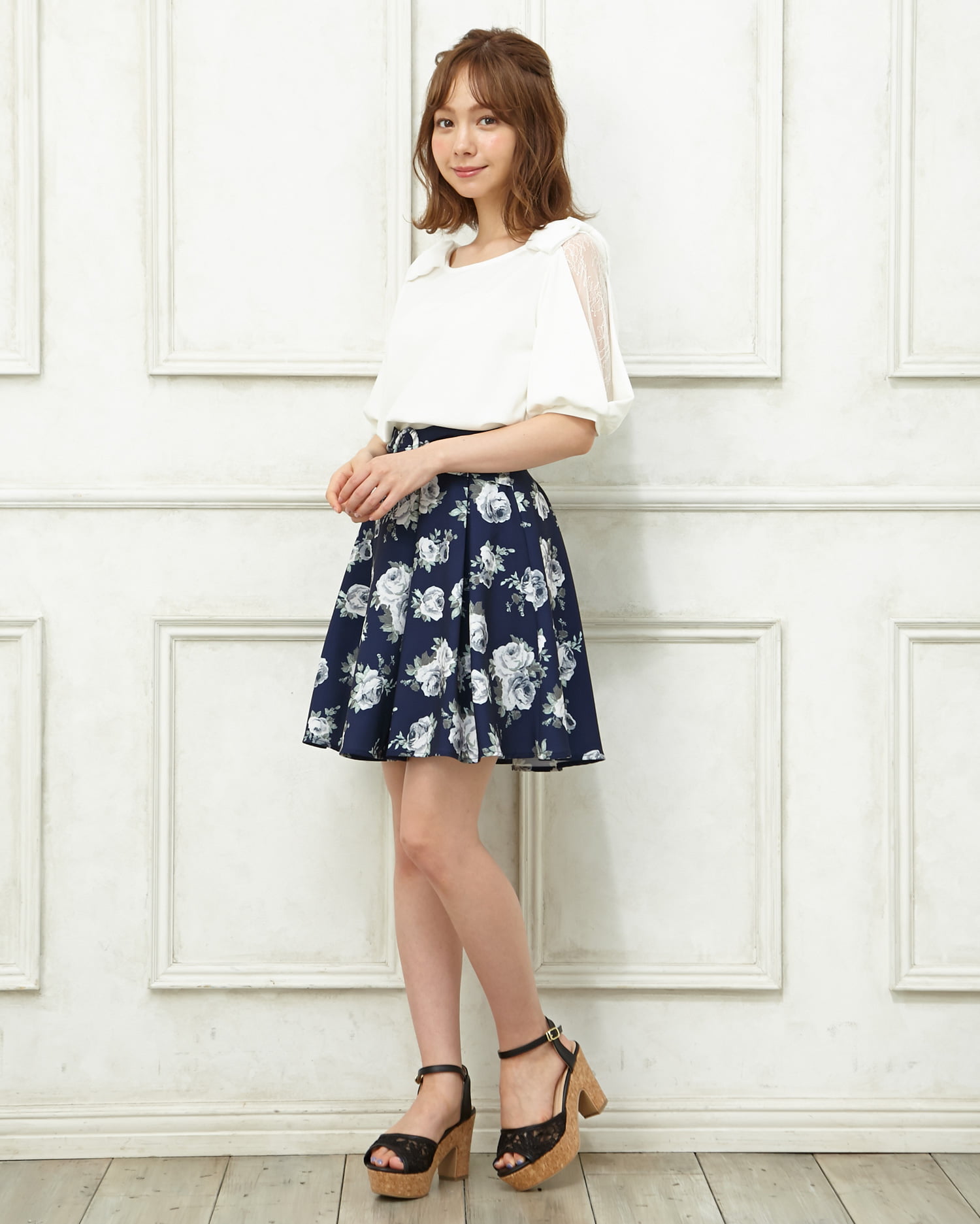 肩リボントップス＋花柄フレアスカート／SET｜INGNI(イング) 公式通販