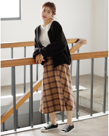 【INGNI STORE限定セット】ボアブルゾン＋チェックミディスカート／SET