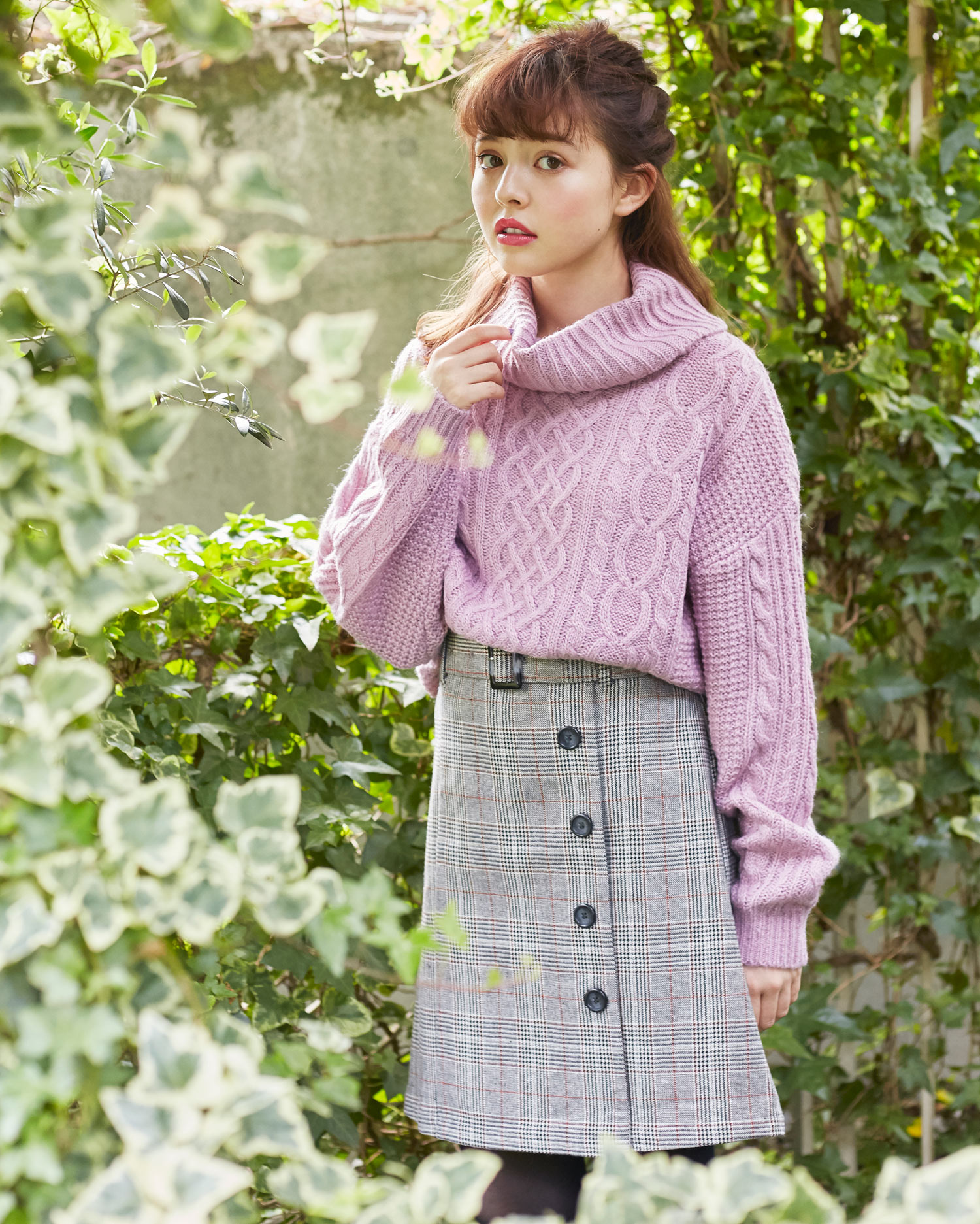 ケーブルオフタートルニット＋サイド釦台形スカート／SET｜INGNI