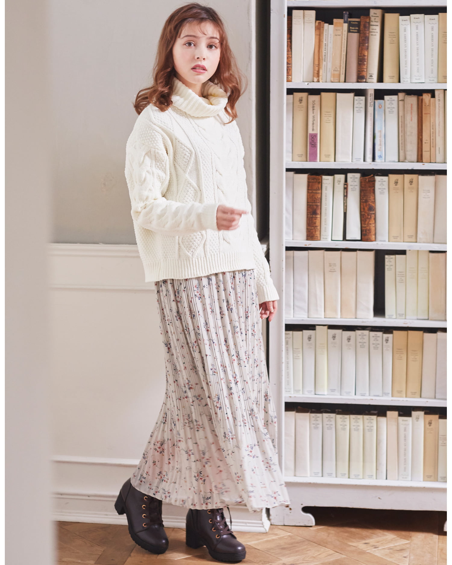 モールオフタートルニット＋花柄プリーツスカート／SET｜INGNI(イング