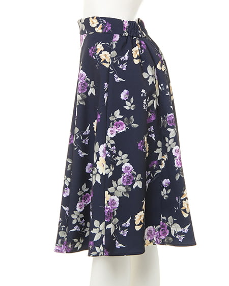 INGNI(イング) ケーブルオフショルニット+花柄ミディスカート/SET オフホワイト