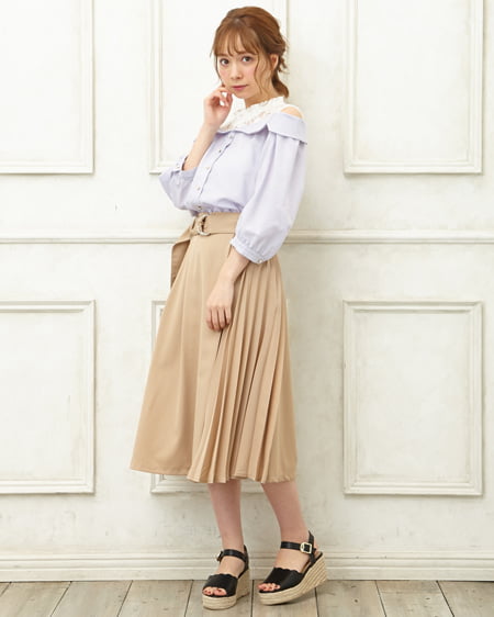 【INGNI STORE限定セット】レースレイヤーオフショルブラウス＋ミディスカート／SET