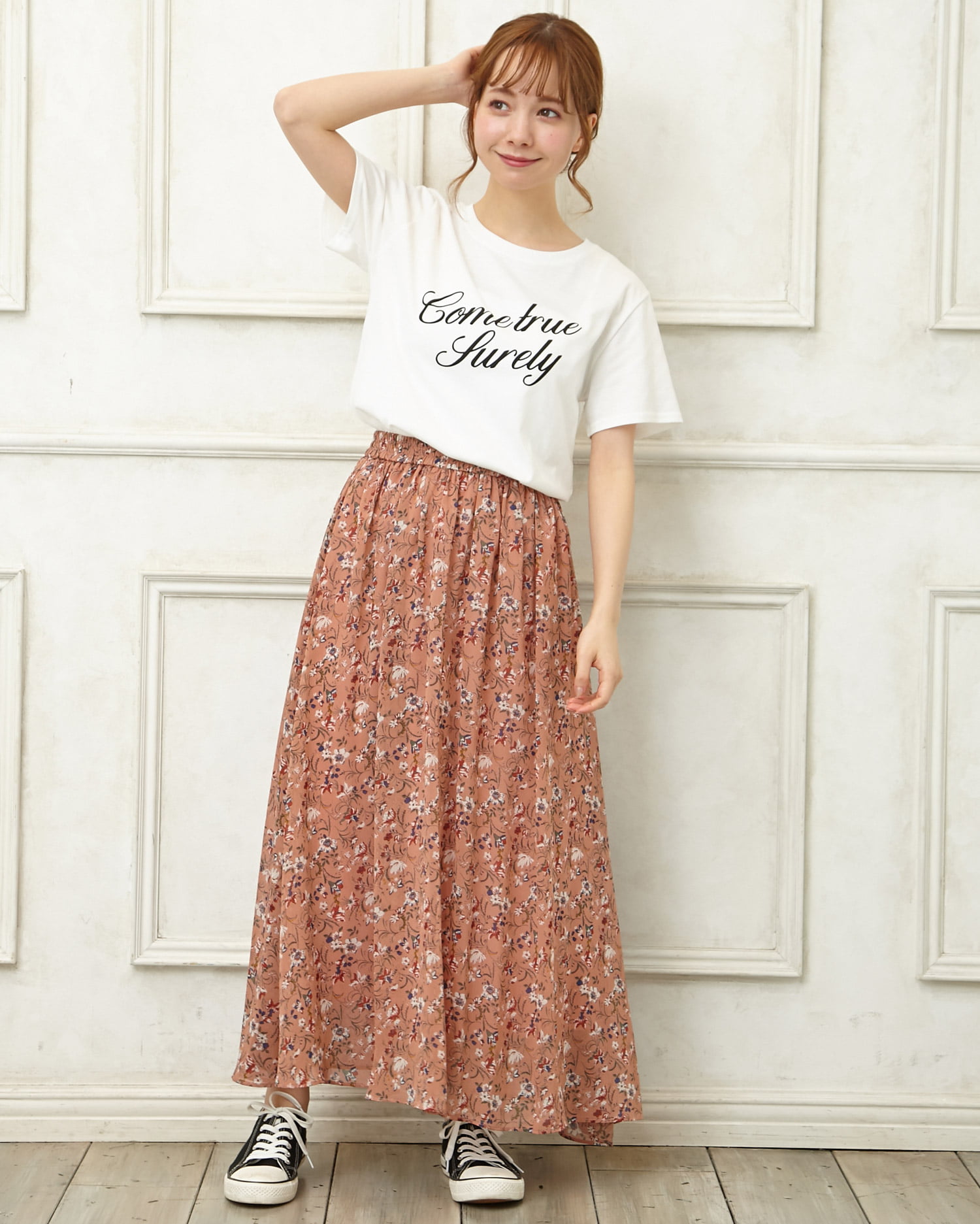 ロゴ半袖Tシャツ＋フラワーギャザースカート／SET｜INGNI(イング) 公式 
