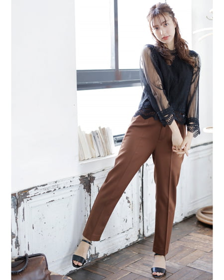 【INGNI STORE限定セット】レーストップス長袖＋センタープレステーパードパンツ／SET