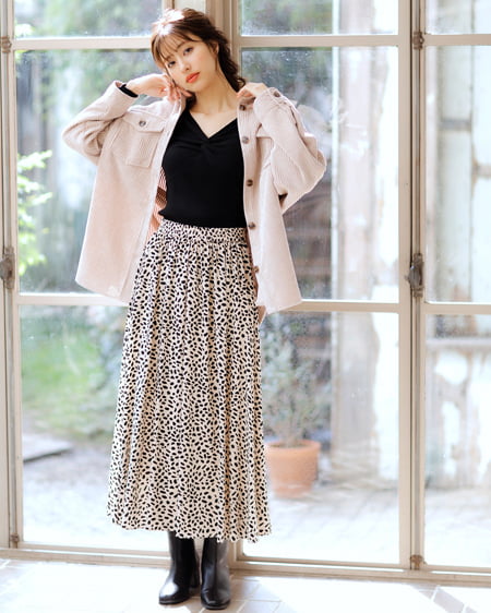【INGNI STORE限定セット】コーデュロイCPO＋ダルメシアン柄スカート／SET