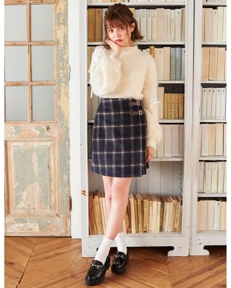 【INGNI STORE限定セット】袖レースモックネックニット＋チェック柄スカート／SET