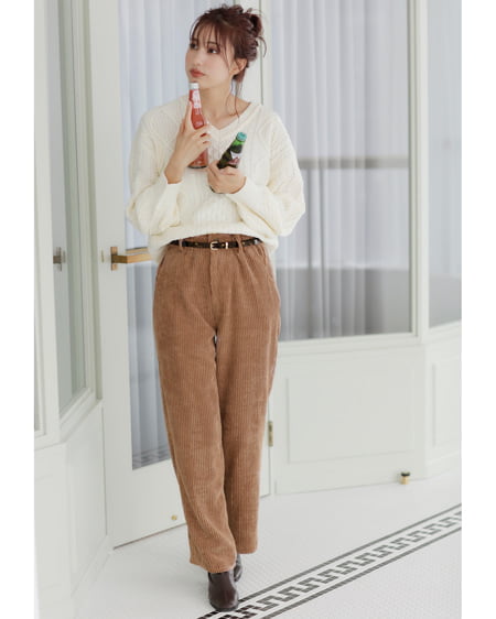 【INGNI STORE限定セット】ケーブルVネックニット＋コーデュロイベルト付ワイドパンツ／SET