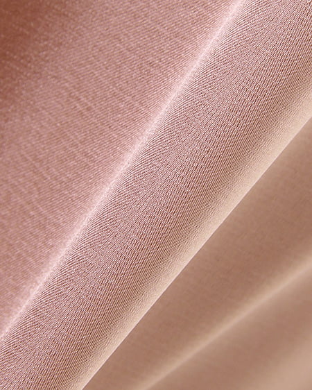 INGNI(イング) ショート丈パーカー+サテンフリルスカート/SET オフホワイト