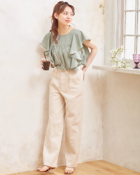 【INGNI STORE限定セット】フリルギャザーブラウス＋センターシームパンツ／SET