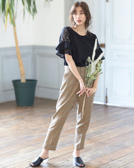 【INGNI STORE限定セット】レーストップス＋チェック柄テーパードパンツ／SET