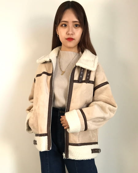 【INGNI STORE限定セット】ボアムートンリバーシブルフライトジャケット＋ボトルネックニット／SET