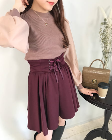 【INGNI STORE限定セット】袖異素材パワショルニット＋レースアップスカート／SET