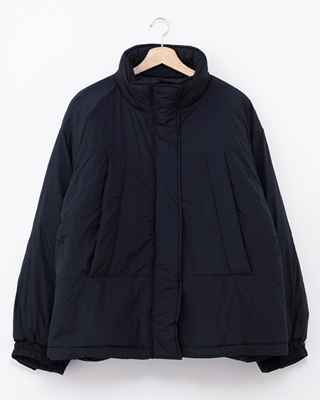 【SOELA】【9／16 2時までの限定価格】モンスターパフィブルゾン