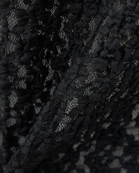 INGNI（イング） ストレッチレーストップス ｸﾛ