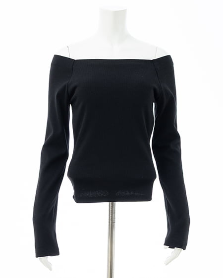 INGNI（イング） カップ付オフショルトップス ｸﾛ