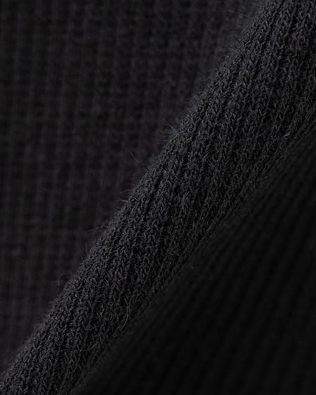 INGNI（イング） カップ付オフショルトップス ｸﾛ